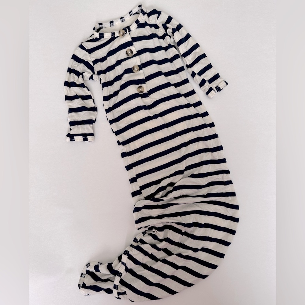 COHEN Newborn Knotted Gown - Lou Lou & Company Cream White & Navy Blue Stripes
